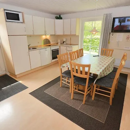 Nice In W/ Sauna And 4 Bedrooms Dom wakacyjny *